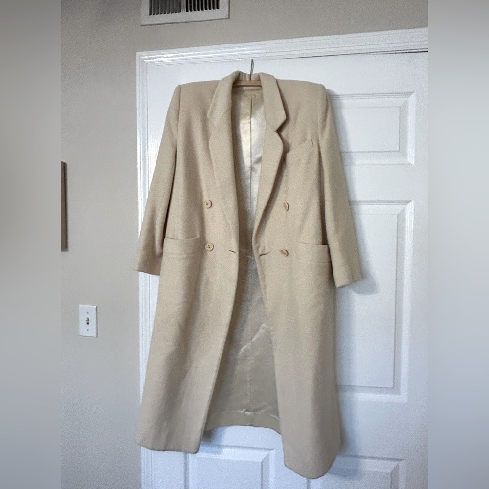 Vintage FLEURETTE luxury brand, 100% cashmere coat, made in USA
